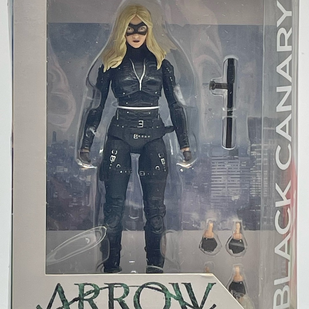 DC Comics Arrow-Black Canary Figure in Black Outfit with Blonde Hair
